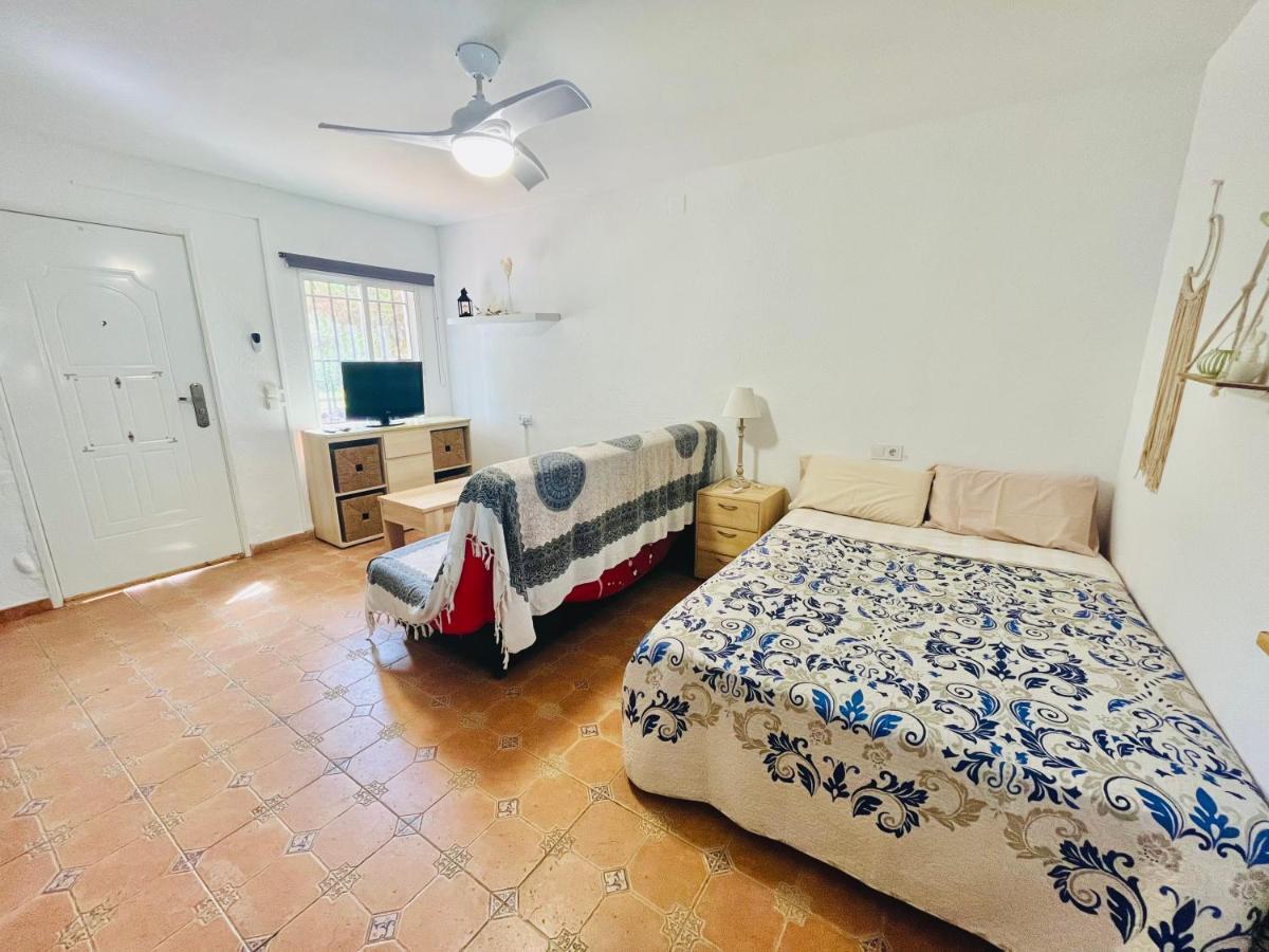 Estudio Adosado Con Jardin Y Parking Privado Alicante Exteriör bild