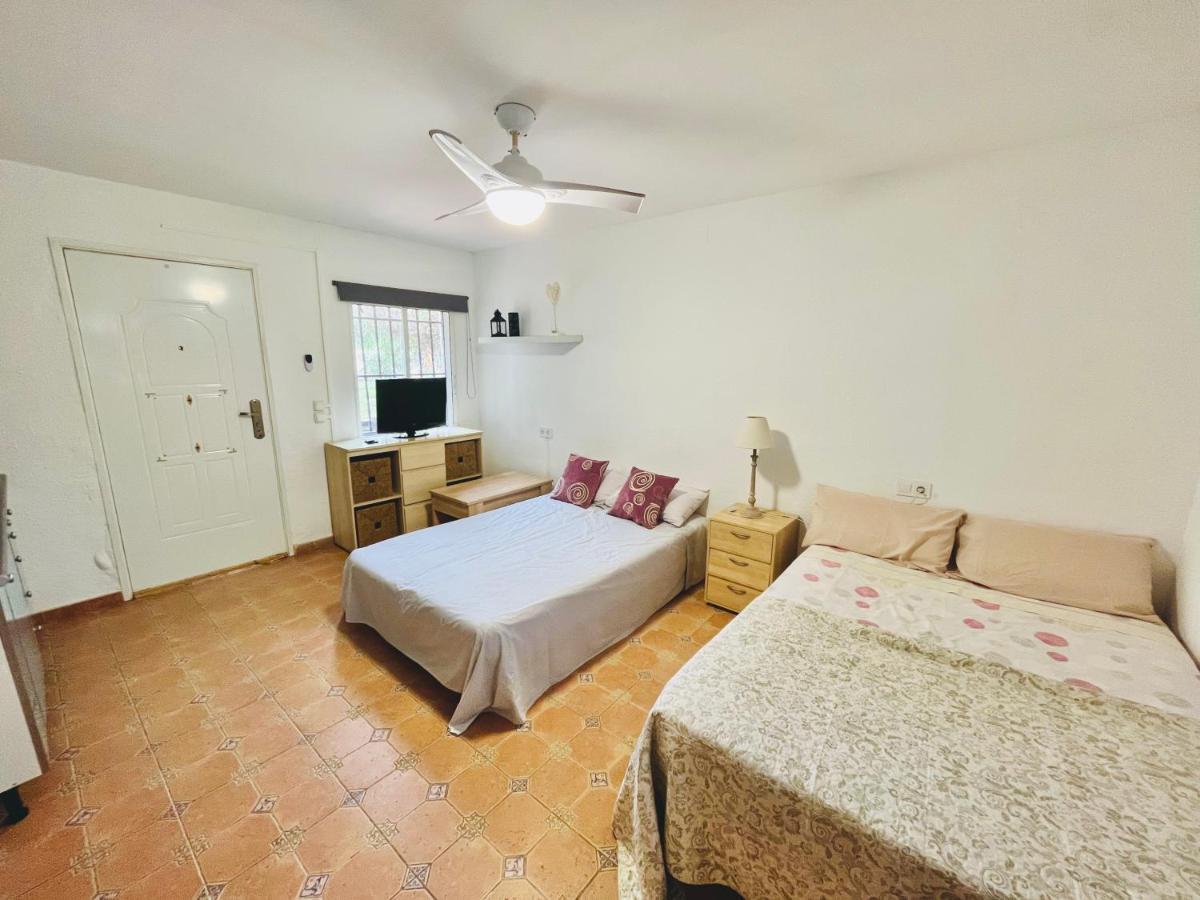 Estudio Adosado Con Jardin Y Parking Privado Alicante Exteriör bild
