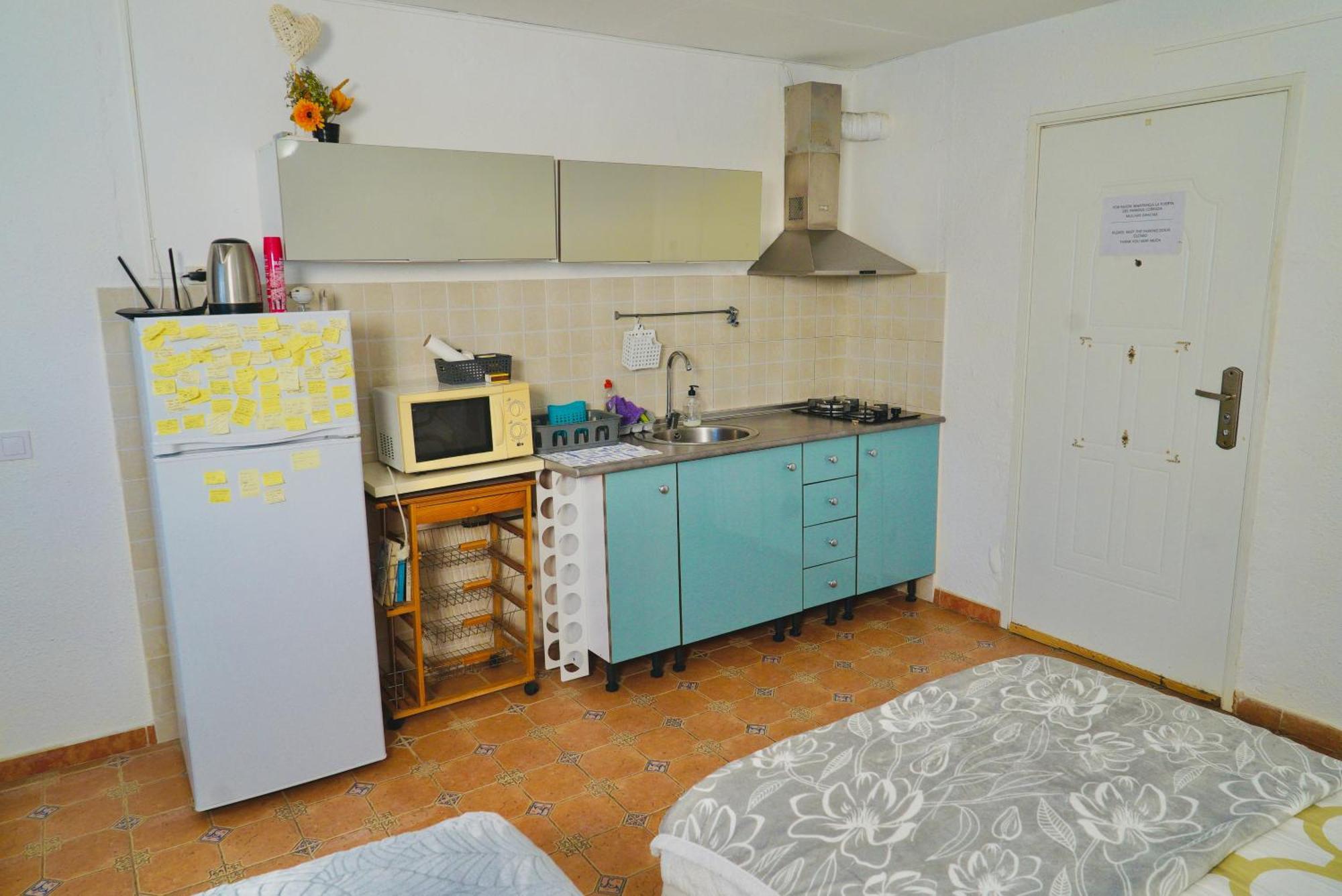 Estudio Adosado Con Jardin Y Parking Privado Alicante Exteriör bild