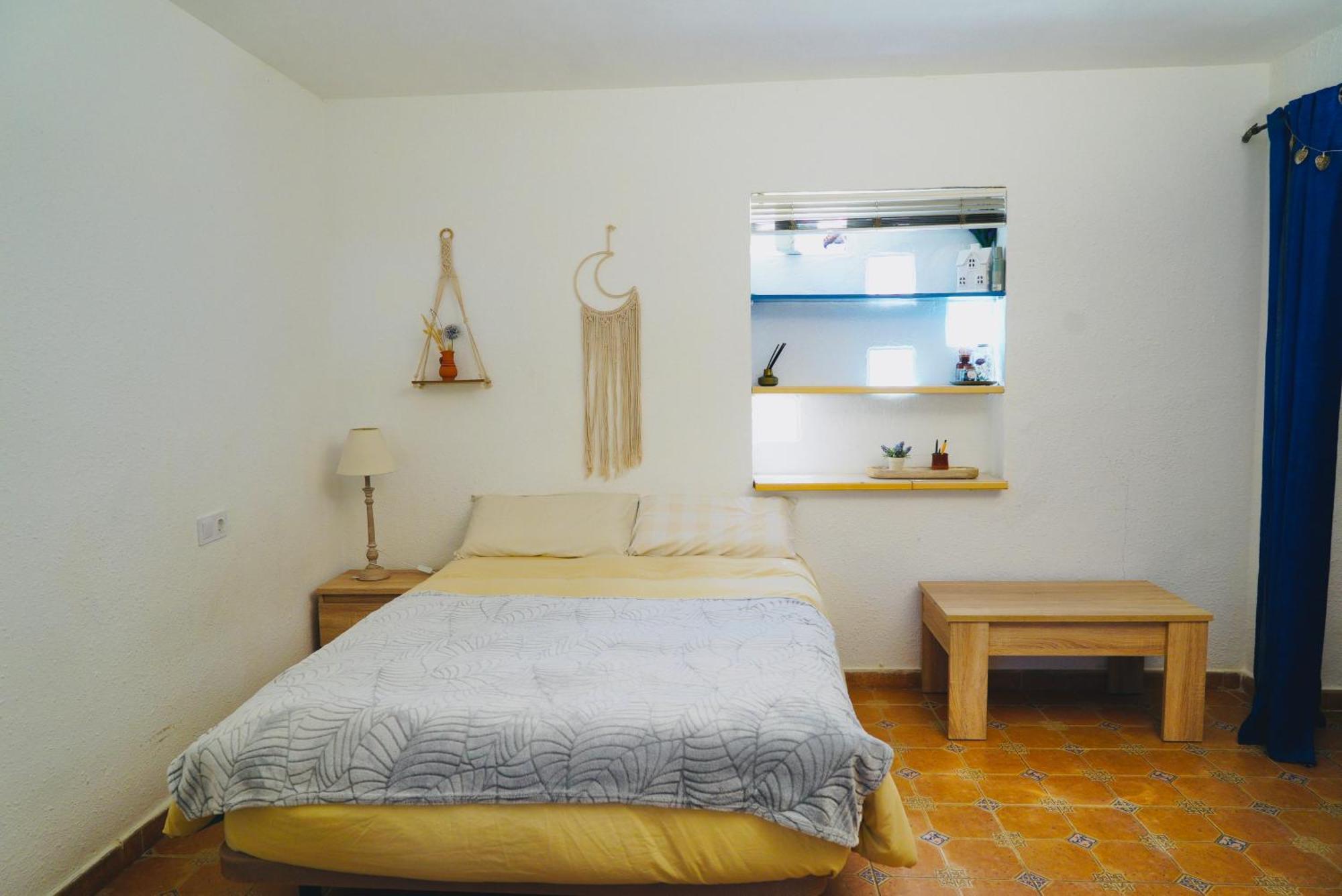 Estudio Adosado Con Jardin Y Parking Privado Alicante Exteriör bild