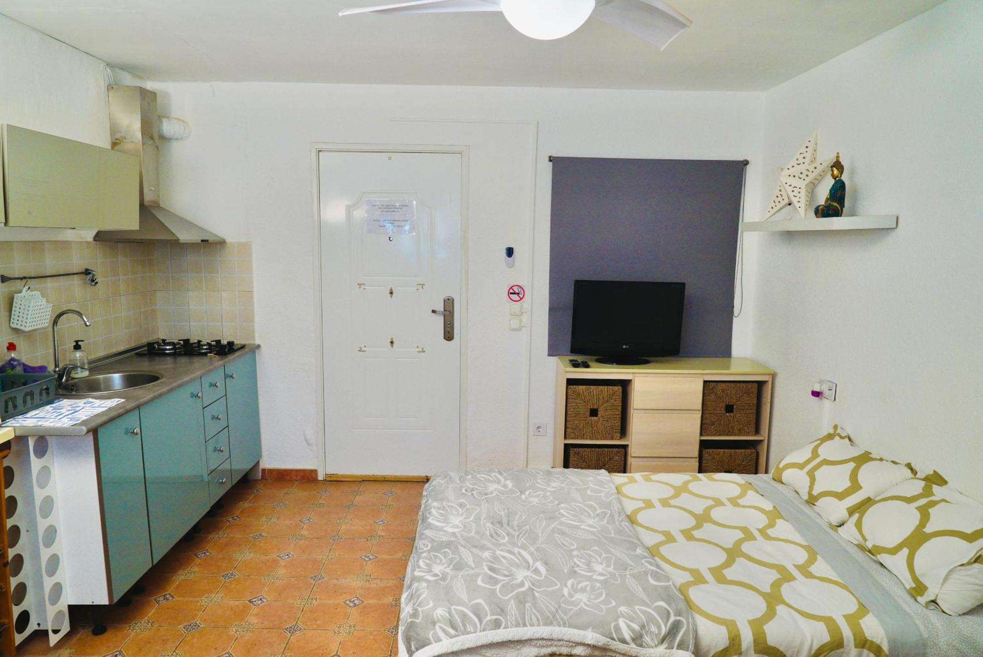 Estudio Adosado Con Jardin Y Parking Privado Alicante Exteriör bild